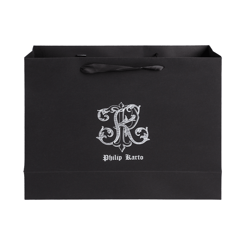 Tas Kertas Mewah Tas Belanja Biodegradable Disesuaikan Tas Kado Hitam Matt Dengan Pegangan